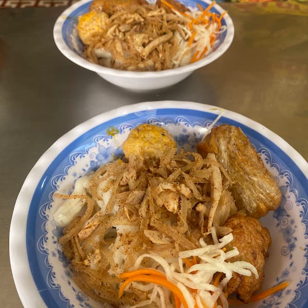 Hình ảnh Bánh tầm hủ tíu hấp CHỊ YÊN - 2