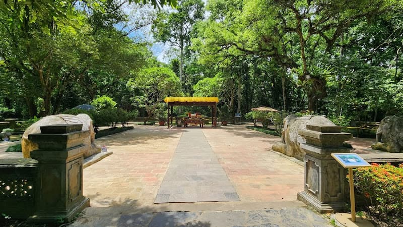 Hình ảnh Lăng mộ vua Lê Thái Tổ - 3