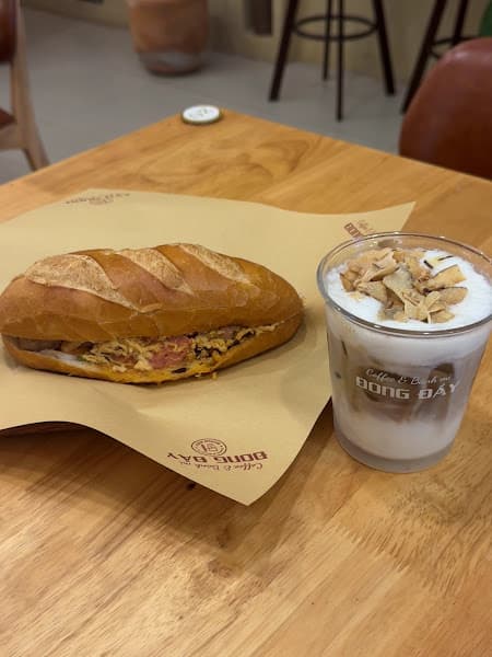 Hình ảnh Coffee - Bánh Mì Đong Đầy - 4