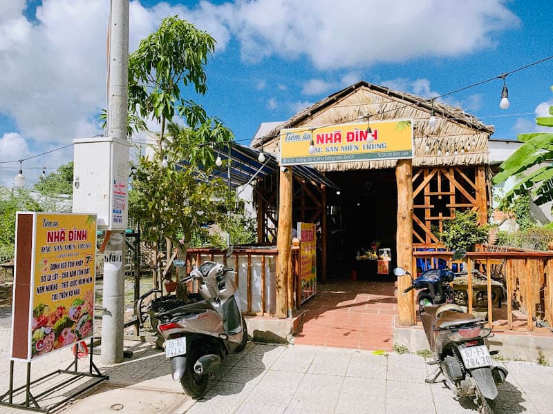 Tiệm Ăn Nhã Đình