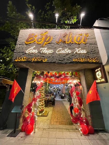 Ảnh bìa BẾP KHÓI - ẨM THỰC CUỐN XƯA