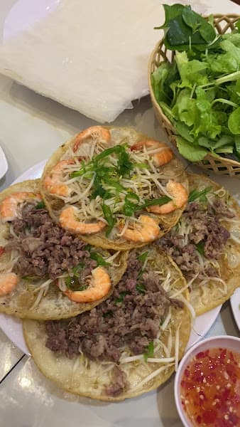 Hình ảnh Bánh Xèo Tôm Nhảy - Bà Nhỏ - 2
