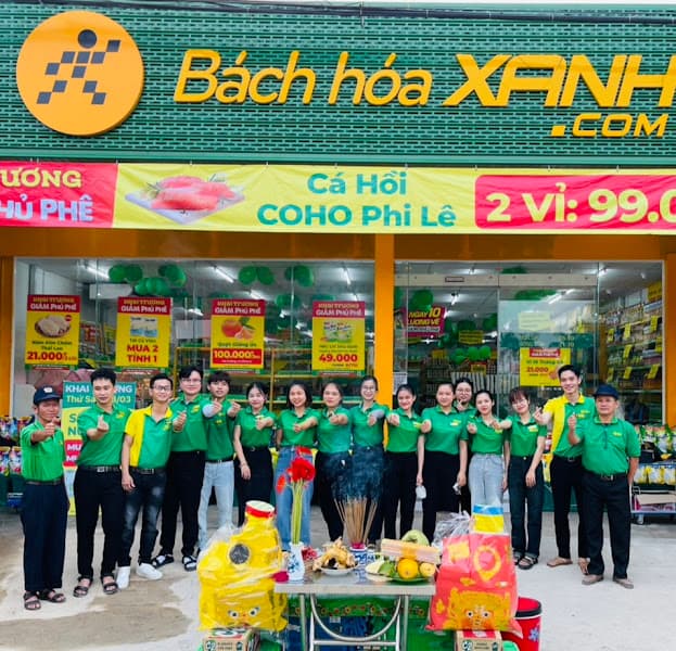 Bách Hoá Xanh Nguyễn Vịnh