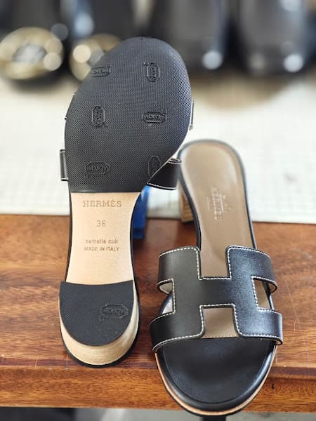 Hình ảnh ahuclean-Vệ Sinh Giày Spa Túi Xách Chuyên Nghiệp - 4