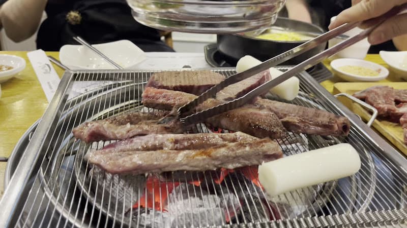 Hình ảnh Top One KTV - 2