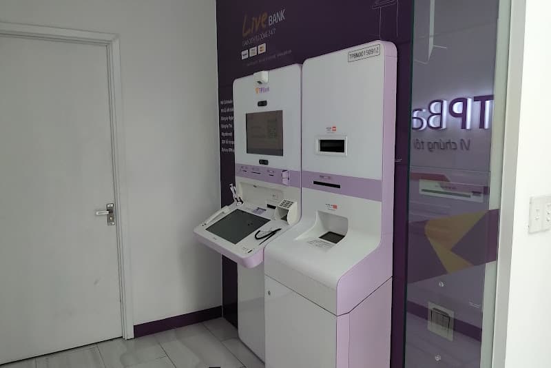 Hình ảnh TPBank LiveBank Trần Cung Cầu Giấy - 5