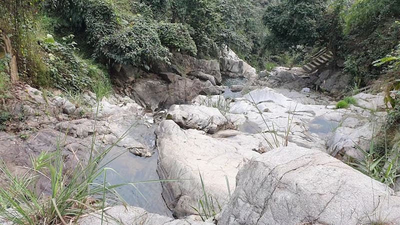 Hình ảnh Thác Khuôn Tát - 4