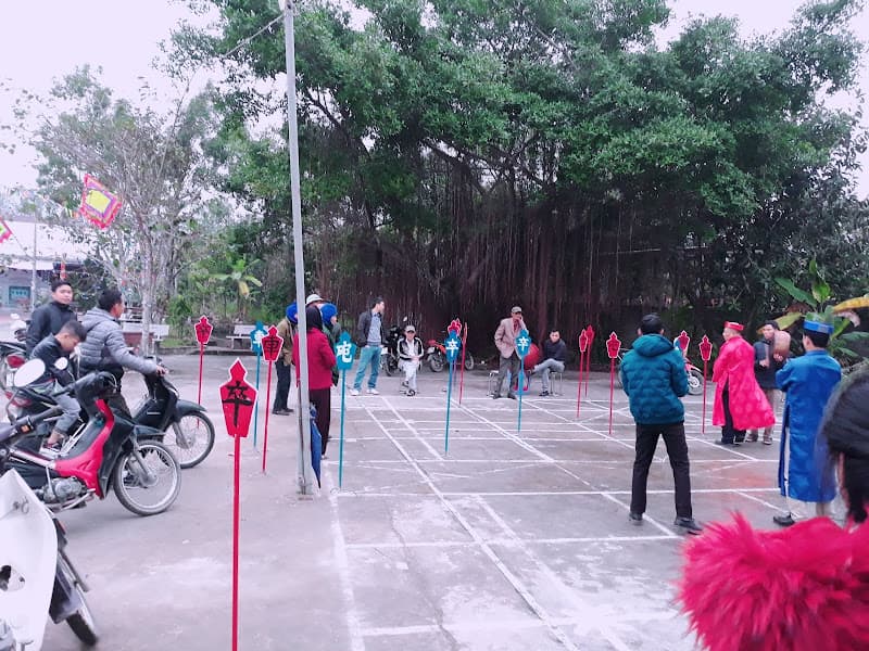 Di tích lịch sử, văn hóa - Đình Đông