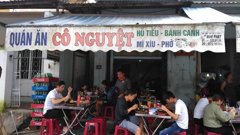 Quán Ăn Cô Nguyệt