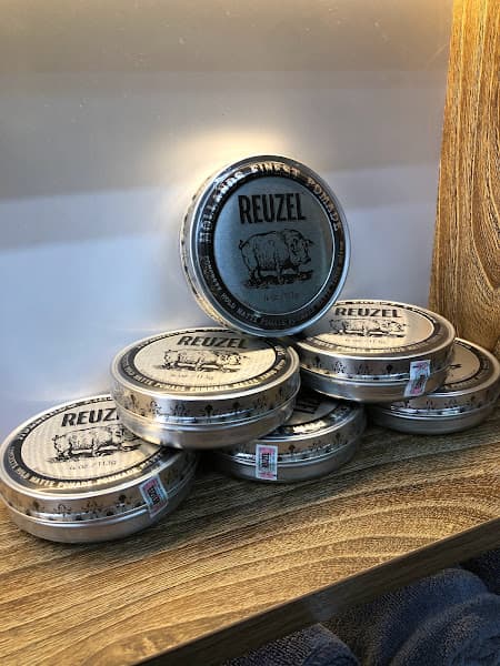 Hình ảnh MR HOÀ BARBERSHOP | CẮT TÓC NAM TÂN BÌNH | RÁY TAI SIÊU ĐỈNH | ĐÀO TẠO BARBER TÂN BÌNH | BARBER NGUYỄN THÁI BÌNH - 4