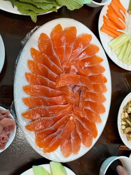 Hình ảnh Nhà Hàng Cá Hồi Chợ Đồn - 2