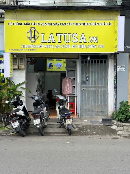 Hình ảnh Latusa Laundry (Bình Thạnh, Quận 1) - Giặt Sấy, Giặt Hấp, Giặt Ủi, Vệ Sinh Giày, Shoesspa - 3