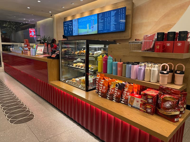 Ảnh bìa Highlands Coffee Thoại Ngọc Hầu