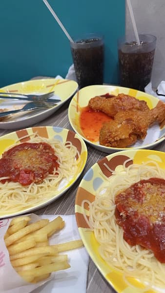 Hình ảnh Jollibee Nguyễn Huệ - Huế - 3