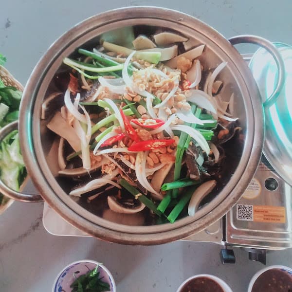 quán ăn gia đình 7 Hiếu