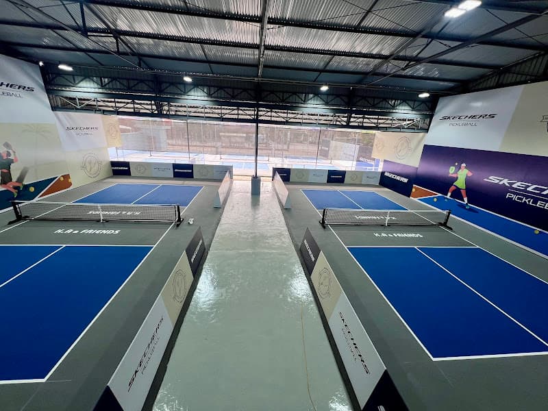 PICKLEBALL K.A & FRIENDS