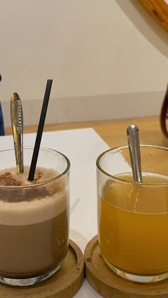 Hình ảnh The House Cafe & Tea - 2