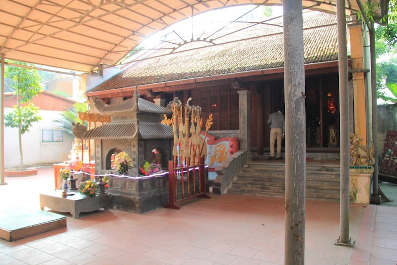 Hình ảnh Đền Ỷ La - 5