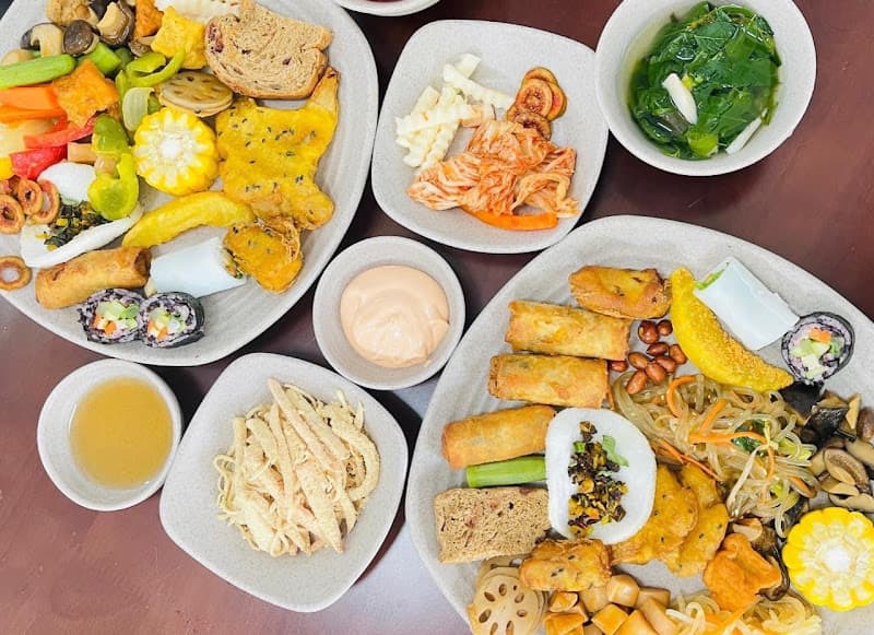 Cơm chay An Phúc( đối diện chung cư PH)