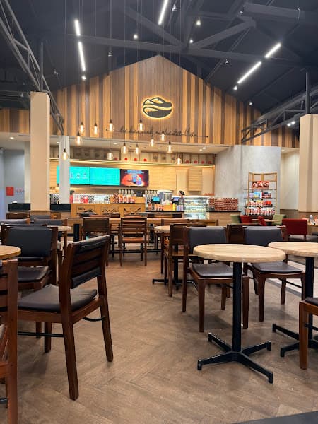 Hình ảnh Highlands Coffee - Trần Hưng Đạo - 2