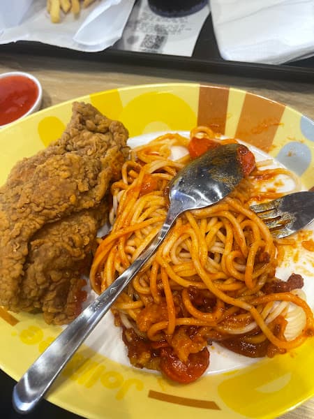 Hình ảnh Jollibee Nguyễn Khuyến - 3