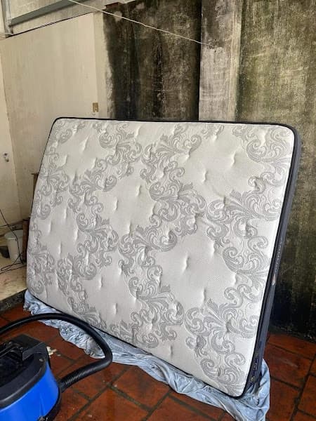 Hình ảnh Giặt là Ngọc Hà - 2