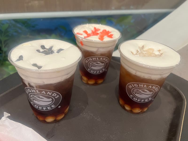 Hình ảnh Highlands Coffee Lê Trọng Tấn - 2