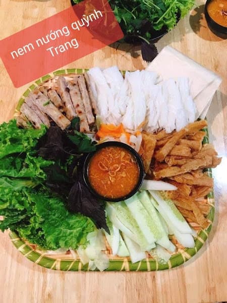 Hình ảnh Quỳnh trang CS2 thế giới đồ ăn vặt Nem nướng nha trang - 2