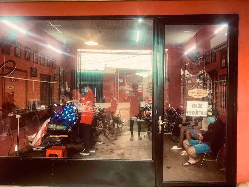 Hình ảnh THÂN BARBER SHOP - 3
