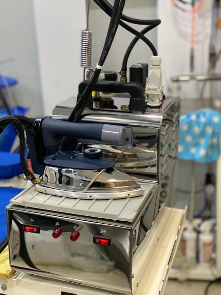 Hình ảnh Latusa Laundry (Q1, Bình Thạnh) - Giặt Hấp Dry Cleaning, Giặt Ủi, Vệ Sinh Giày, Shoesspa - 4