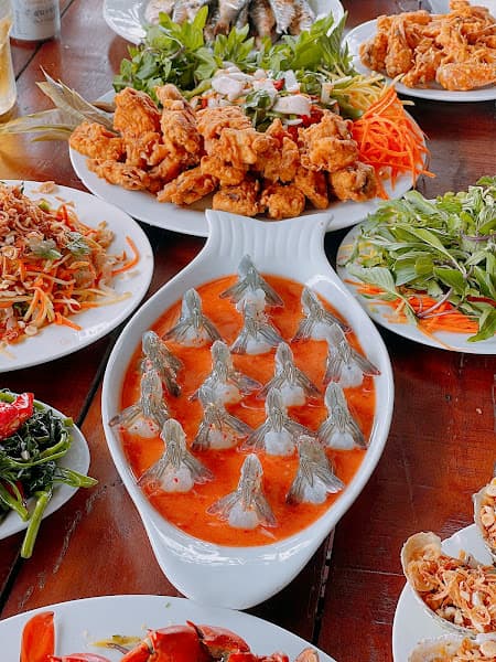 Hình ảnh NHÀ HÀNG VUA CUA CỬA LÒ - địa điểm thưởng thức hải sản tươi sống uy tín tại Cửa Lò - 5