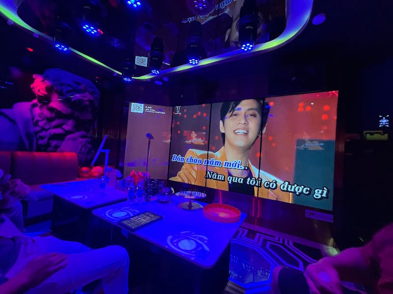 Ảnh bìa Karaoke ICOOL