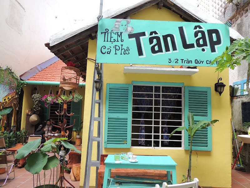 Tiệm Cà phê Tân Lập