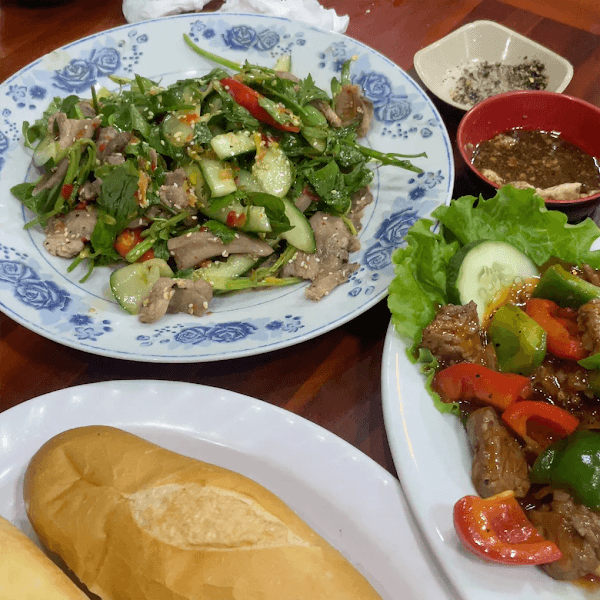 Hình ảnh Nhà Hàng Ngự Ra Câu - 4