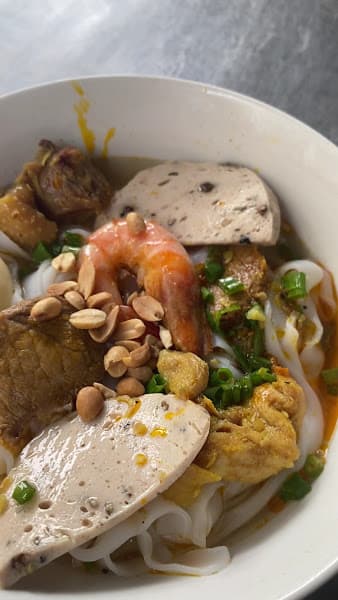 Hình ảnh Quán Ăn Quảng Ngãi Chú Đạo - 4