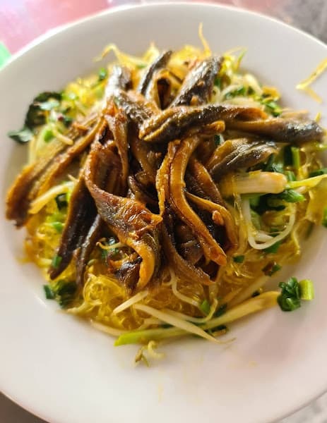 Ảnh bìa Cháo lươn xứ Nghệ Hồng Bích