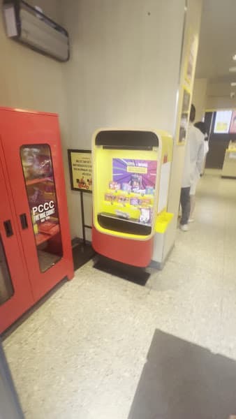 Hình ảnh McDonald's Phan Xích Long - 3