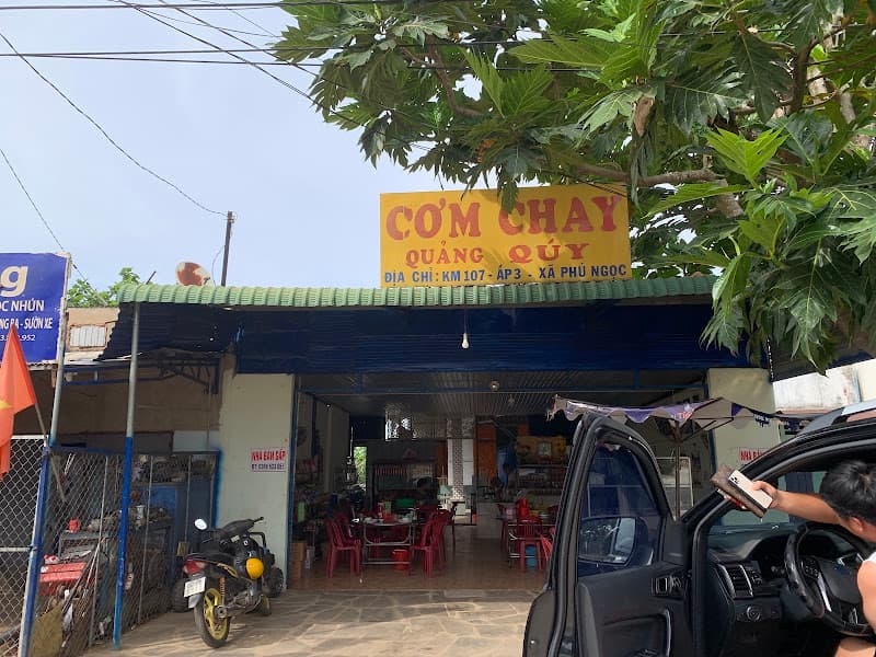 Quán cơm chay Quảng Quý