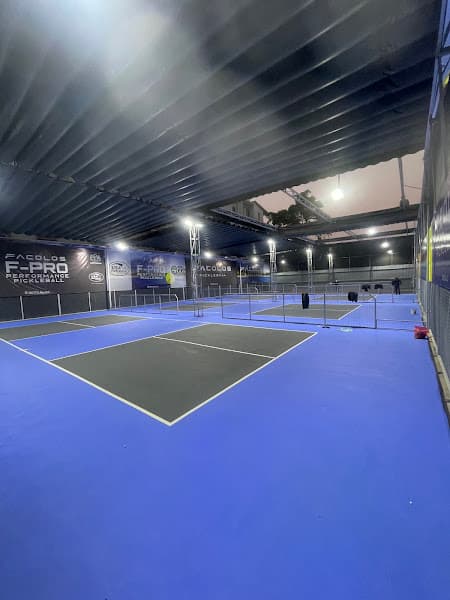 Tứ Liên Pickleball Club