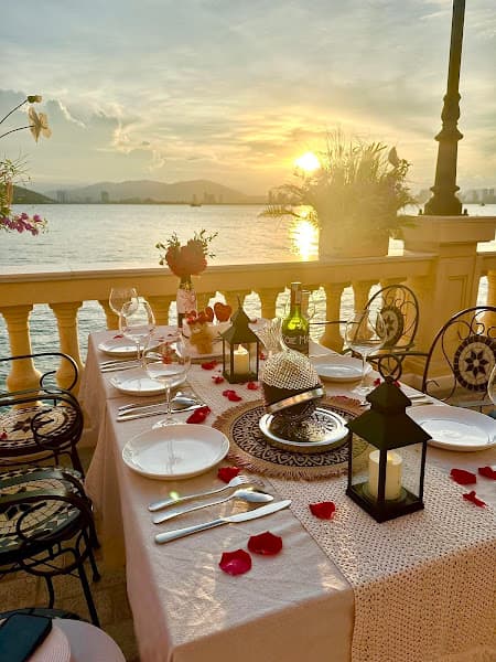 Ảnh bìa The Bistro - TPT Wine House - Vinpearl Habour