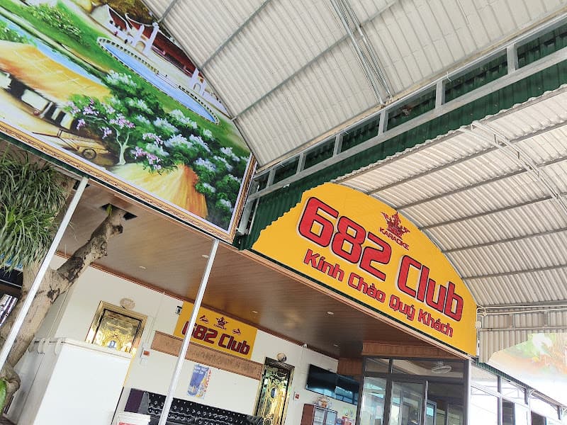 Hình ảnh KARAOKE 682 CLUB - 5