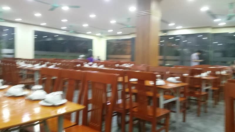Hình ảnh Nhà hàng Quảng Hiền - 2