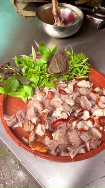 Hình ảnh Nhà Hàng NHẤT DƯƠNG QUÁN - Dê Quay Tùng Xẻo Restaurant - 2