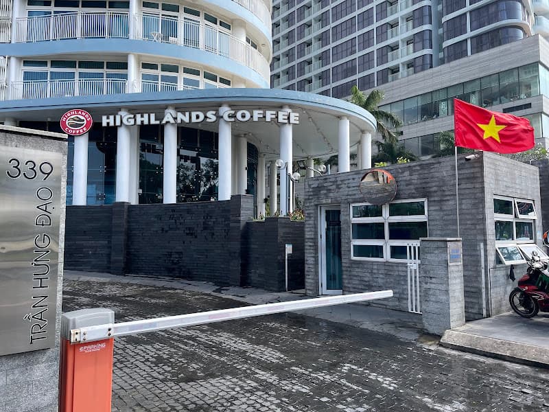 Ảnh bìa Highlands Coffee