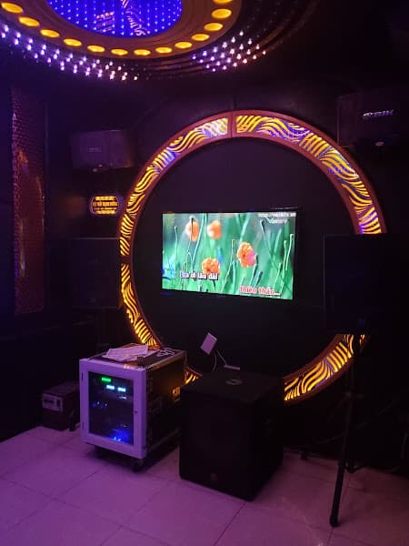 Ảnh bìa Karaoke Huyền Tâm