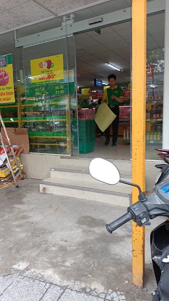 Ảnh bìa Bách Hoá Xanh Trần Cao Vân