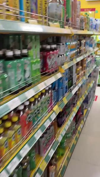 Hình ảnh FamilyMart 202 SƯ VẠN HẠNH - 3