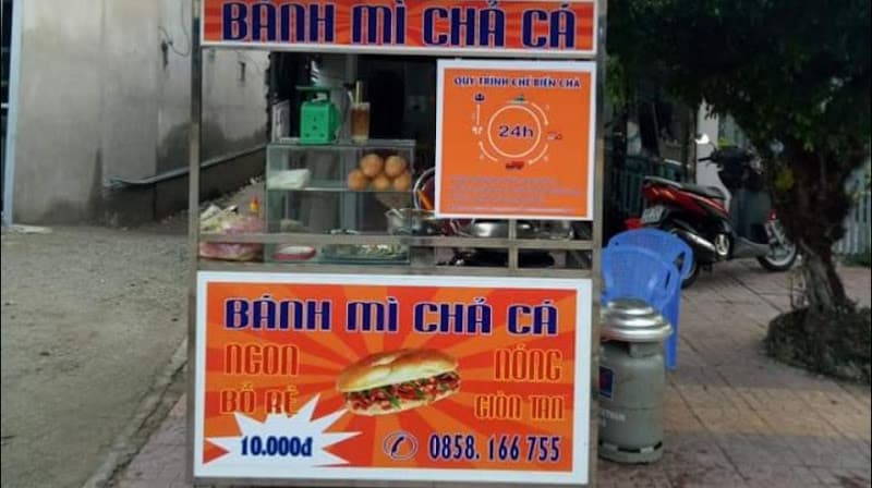 Hình ảnh Bánh Mì Chả Cá Nóng Thảo Linh - 4