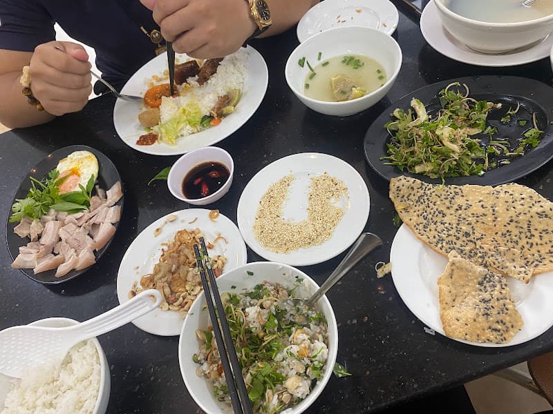 Hình ảnh Nhà Hàng Quyên Quyên - 3