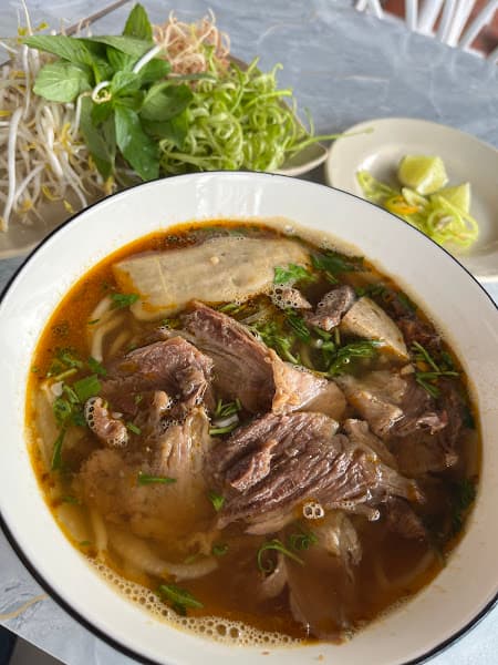 Hình ảnh Hủ Tiếu Hoa Hồng | Chè Hoa Hồng | Bánh Xèo Hoa Hồng | Quán Ăn Nguyễn Chí Thanh Tây Ninh - 2